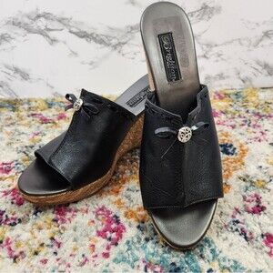 VTG Brighton Shore Leather Silver Metal Button Bow Accent Cork Wedges Size 9.5